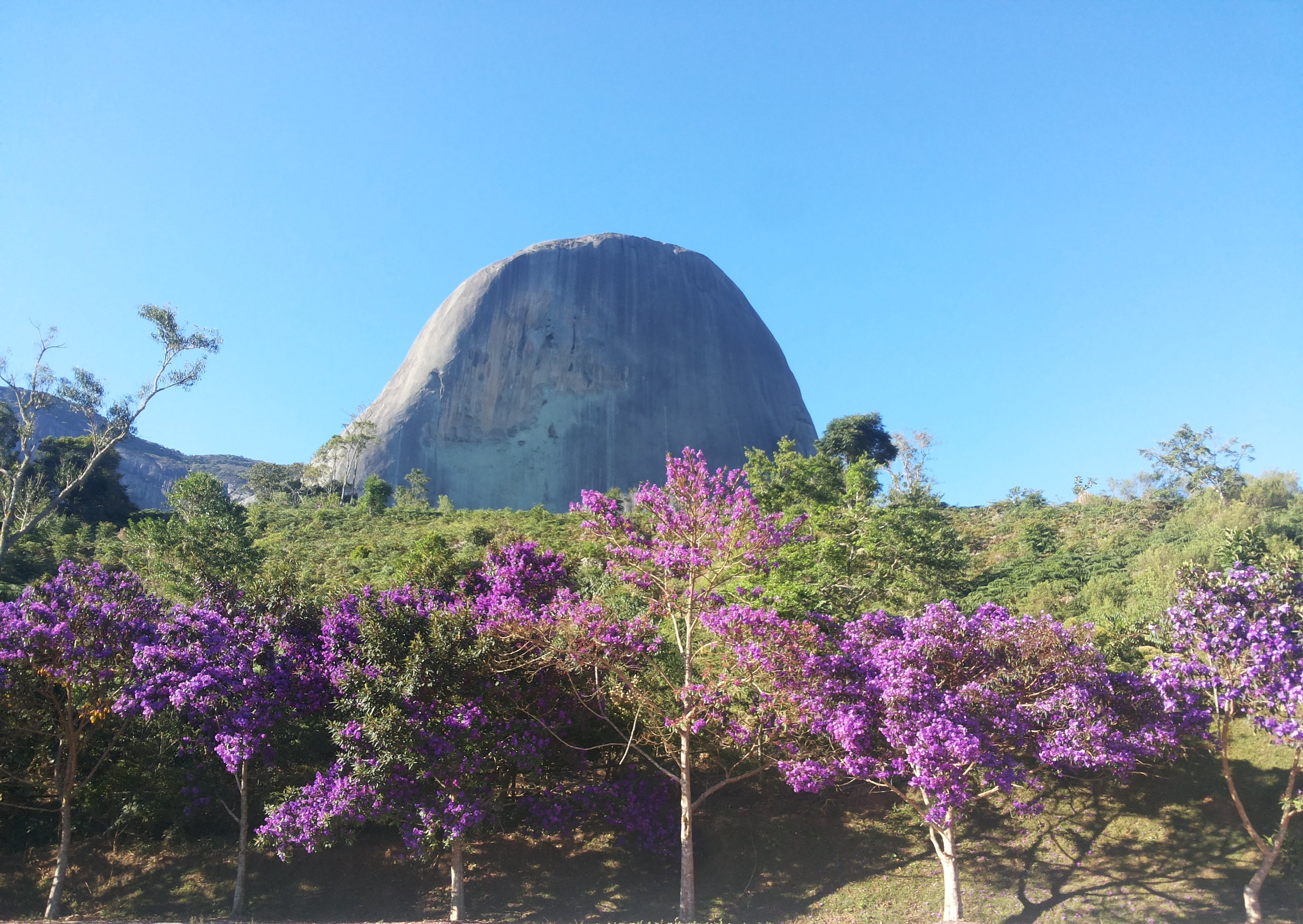 O que fazer em Pedra Azul: 15 atrações imperdíveis